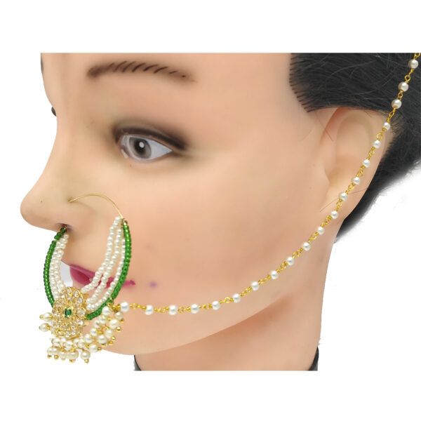 green-white-pearls-nath2