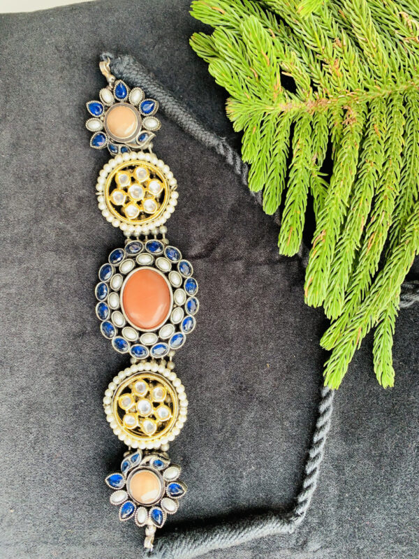 black-polish-blue-red-choker (1)