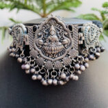 black-polish-goddess-black-stone-necklace-set (3)