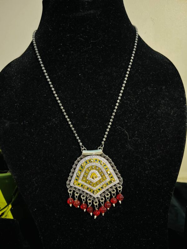 Hand-Painted-brass-pendant (4)