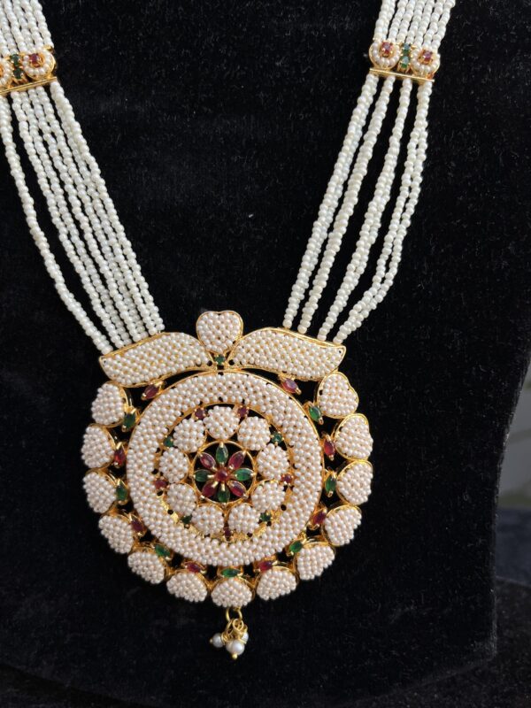 Indian-mores-chid-moti-rani-haar-green-pendant-set (6)
