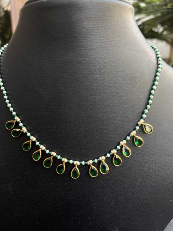 Indian-mores-green-beads-stone-neckpiece (2)