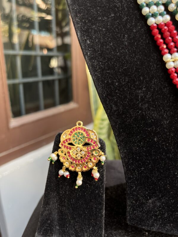 Indian-mores-jadau-long-round-chid-moti-multi-color-pendant-set (2)