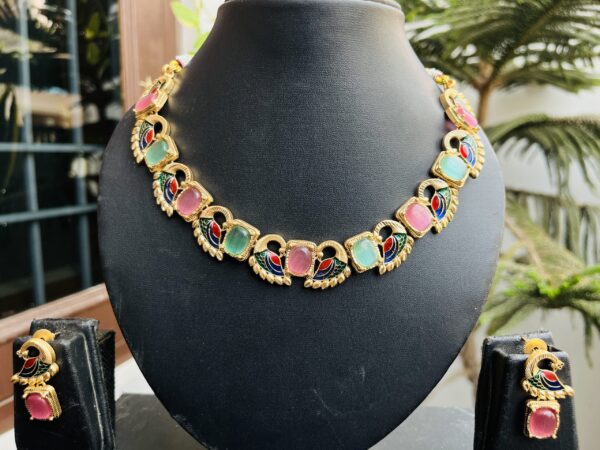 Indian-mores-pink-green-peacock-necklace-earrings (1) Indian-mores-pink-green-peacock-necklace-earrings-2-scaled