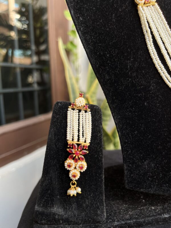 Indian-mores-rajasthani-chidmoti-large-round-long-pendant-set (2)