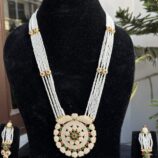 Indian-mores-rajasthani-chidmoti-leaf-round-flower-pendant-set-2-scaled