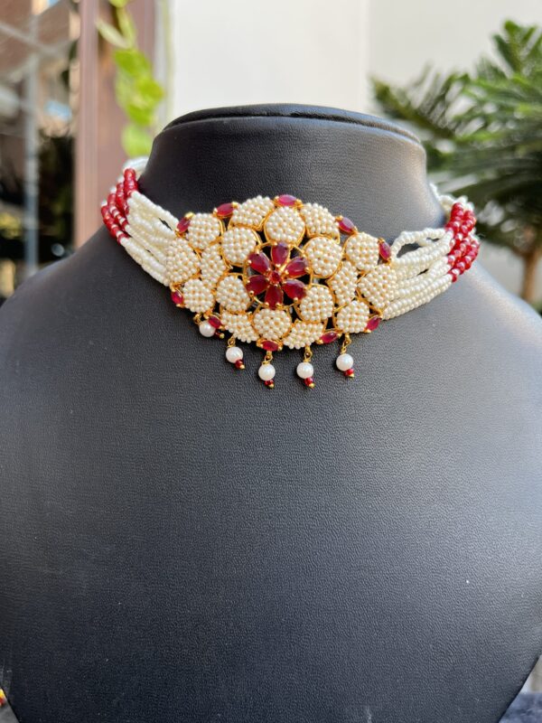 Indian-mores-rajasthani-chidmoti-red-stone-flower-choker-set (3) Indian-mores-rajasthani-chidmoti-red-stone-flower-choker-set (3)