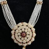 Indian-mores-rajasthani-chidmoti-red-stone-round-long-pendant-set (3)