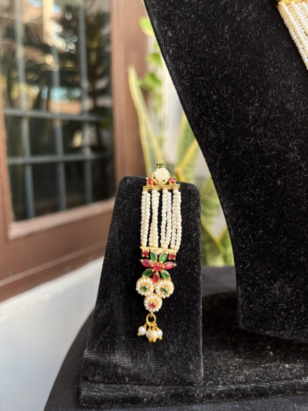 Indian-mores-rajasthani-chidmoti-round-colored-stone-long-pendant-set (2)